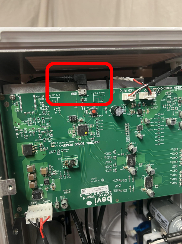 ct 1.5 head unit micro usb connection HU.png